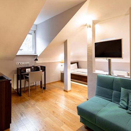 Heidelworld Aparthotel ไฮเดลเบิร์ก ภายนอก รูปภาพ