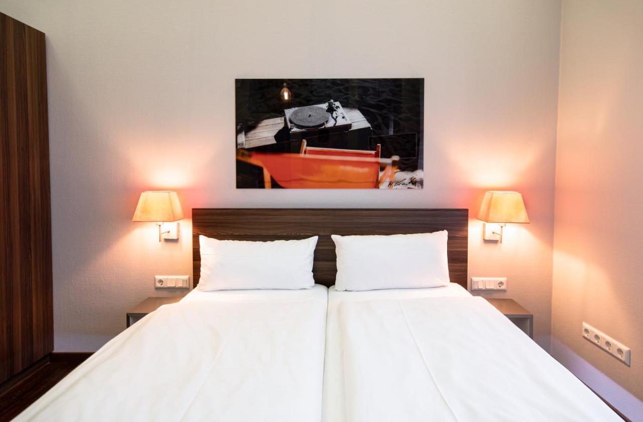 Heidelworld Aparthotel ไฮเดลเบิร์ก ภายนอก รูปภาพ